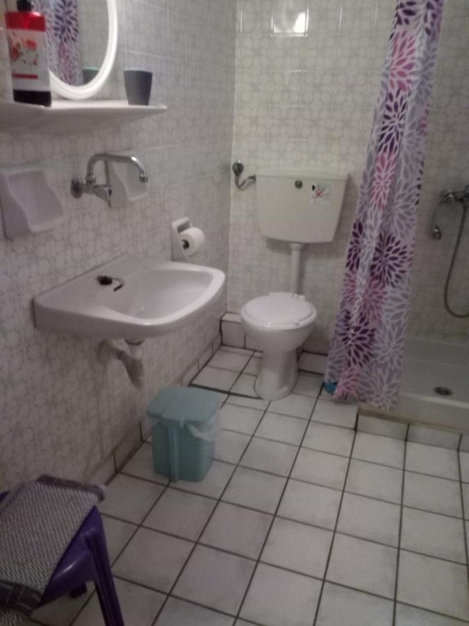 Agnes Rooms Kini ภายนอก รูปภาพ