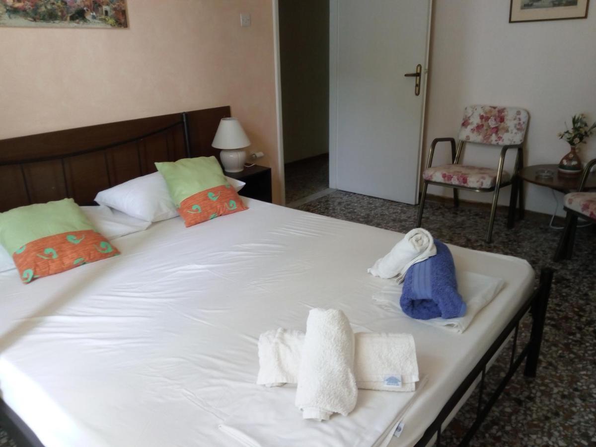 Agnes Rooms Kini ภายนอก รูปภาพ